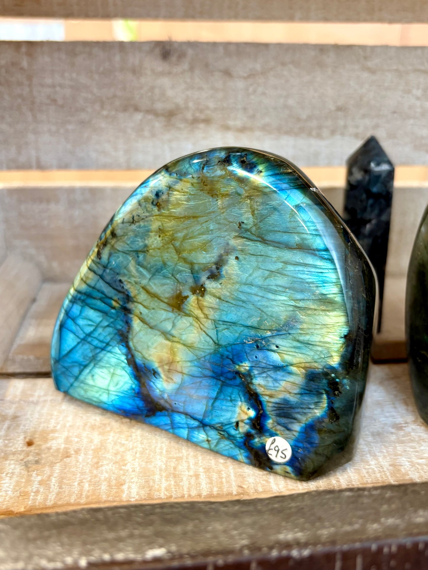 Labradorite free form