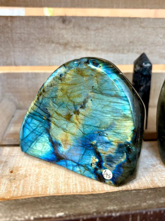 Labradorite free form